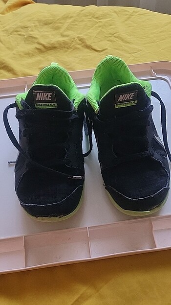 32 Beden Nike spor ayakkabi