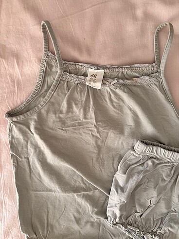 24-36 Ay Beden H&M 2?li kız çocuk zıbın ve şort takımı