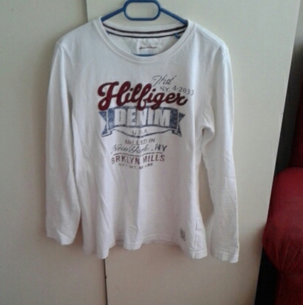 tommy t-shirt