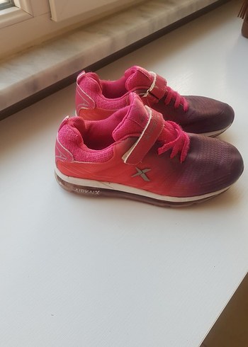 Kız Çocuk Pembe Bağcıklı Cırt Cırtlı Spor Ayakkabı - Görsel 2