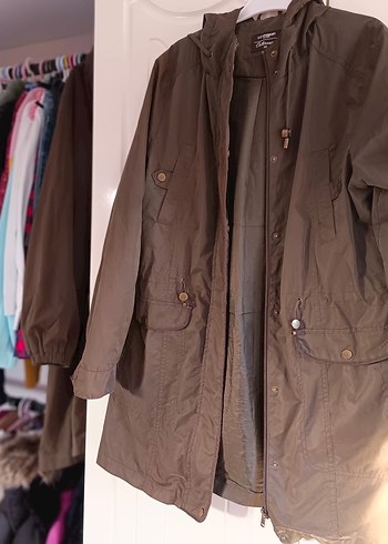 Düğmeli Kapüşonlu Haki yeşil Yağmurluk ceket - Görsel 6