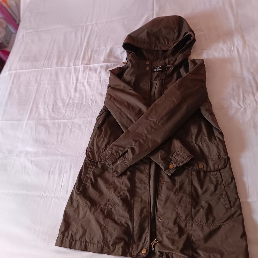 Düğmeli Kapüşonlu Haki yeşil Yağmurluk ceket - Görsel 3