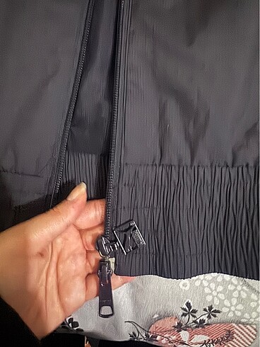 m Beden siyah Renk Puma yağmurluk