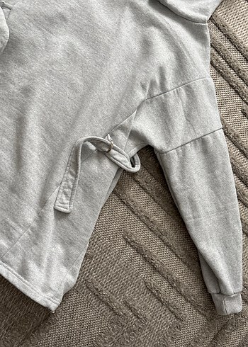 Gri Kapüşonlu Rahat Kesim Kadın Sweatshirt - Görsel 3