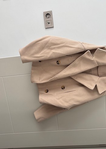 Düğmeli Bej Mini Süet Kadın Kaban - Görsel 3