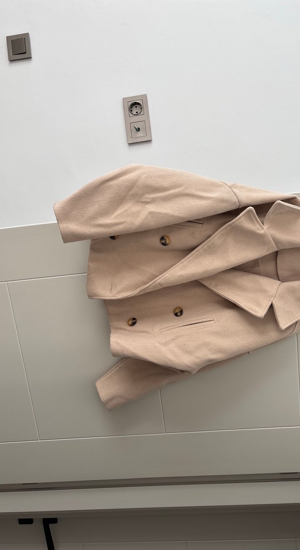 Düğmeli Bej Mini Süet Kadın Kaban - Görsel 3