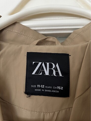 xs Beden Zara 11-12 yaş bej trençkot