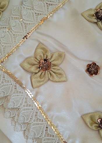 İşlemeli Beyaz Masa Örtüsü Takımı ve havlu - Görsel 2