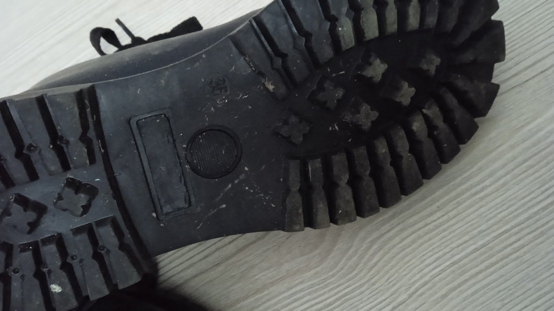 Siyah Lastik Bağcıklı Çocuk Botu - Görsel 2