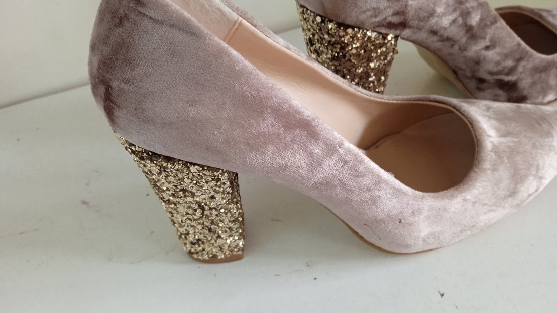 Bej Süet Stiletto Topuklu Kadın Ayakkabı - Görsel 4