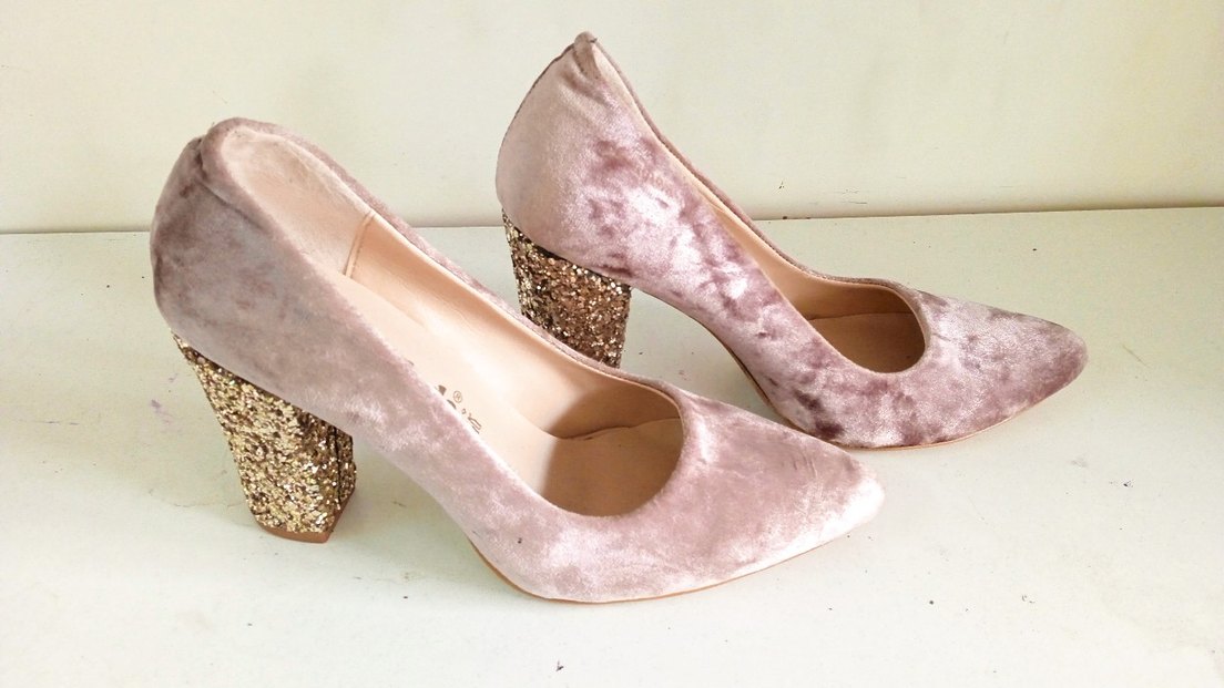 Bej Süet Stiletto Topuklu Kadın Ayakkabı - Görsel 3