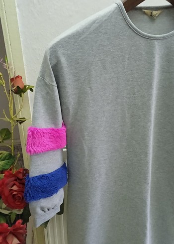 Kadın Gri Uzun Kollu Peluş Detaylı Sweatshirt - Görsel 2