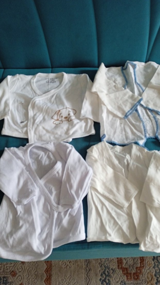 Bebek  Beyaz Pamuklu Kısa Kollu Hastane Kıyafeti zıbın - Görsel 3