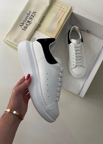 Alexander McQueen Alexander Mcqueen spor ayakkabı