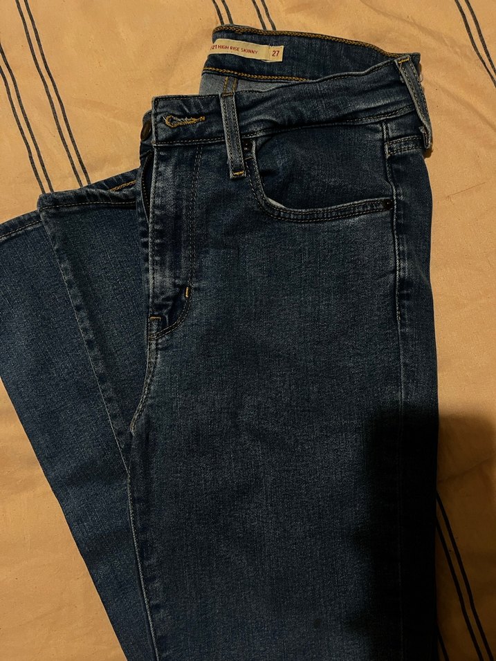 Koyu renk dar kesim kadın kot pantolon — görsel 4/5
