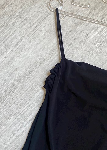 s Beden Zara Drapeli Askılı Bluz