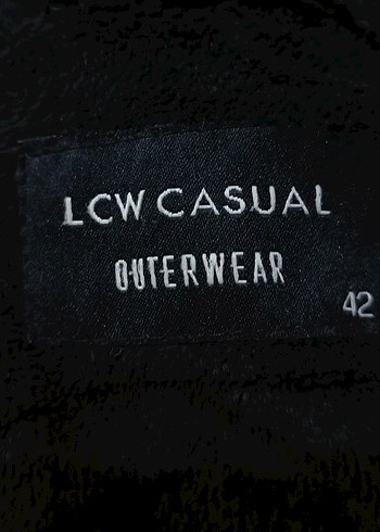 LCW Siyah İçi Polarlı Mont Ceket - Görsel 4