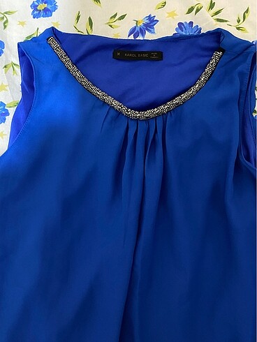 Saks mavisi bluz