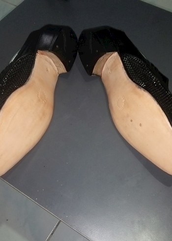 Erkek Siyah Yılan Desenli Pileli Bot - Görsel 2