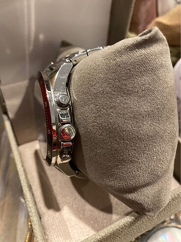 Beden Tommy Hilfiger Erkek Kol Saati