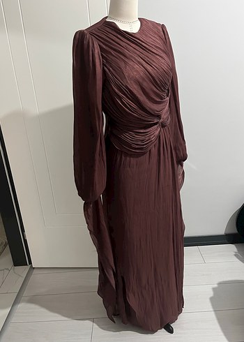 Kahverengi Uzun Kollu Drapeli Kadın Abiye Elbise - Görsel 5