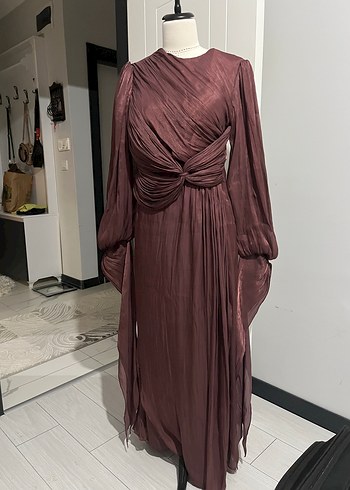 Kahverengi Uzun Kollu Drapeli Kadın Abiye Elbise - Görsel 4