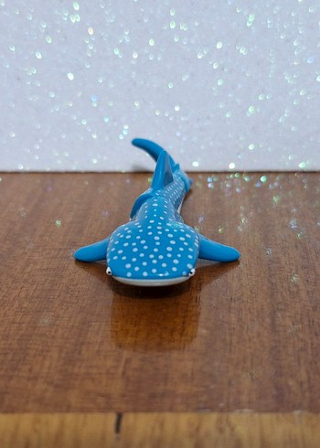 Walt Disney World Kinder Kayıp Balık Nemo ve Dory serisinden figür oyuncak