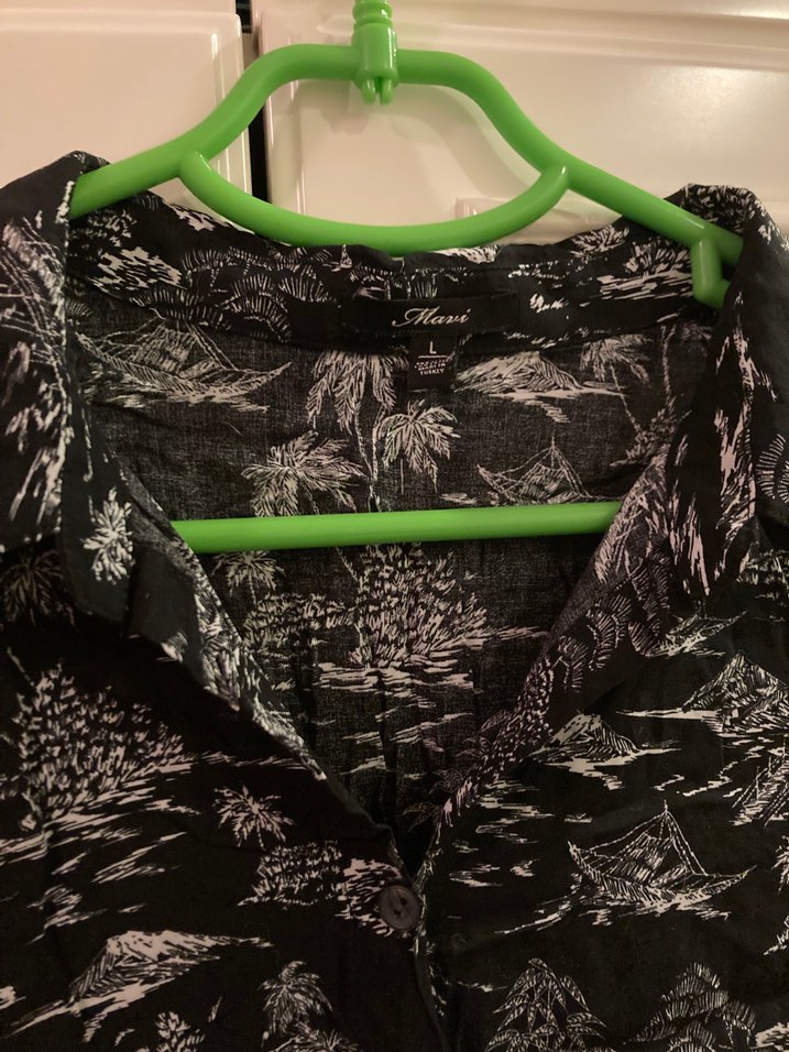 Kadın Siyah Desenli Kısa Kollu Gömlek - Görsel 3