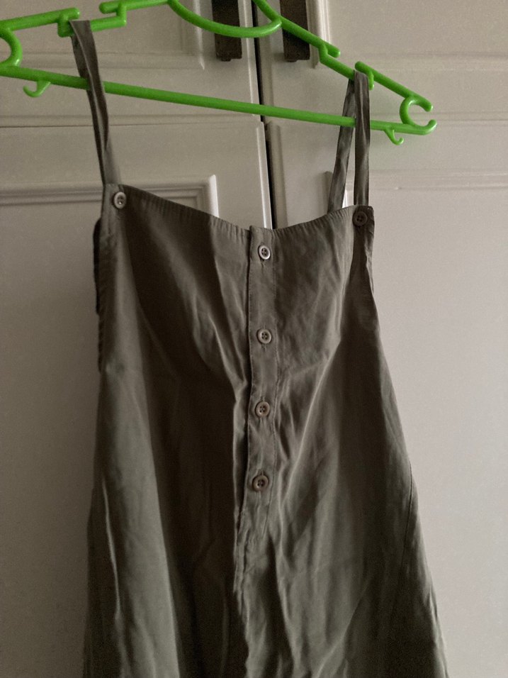 Koyu yeşil renk midi salopet - Görsel 2