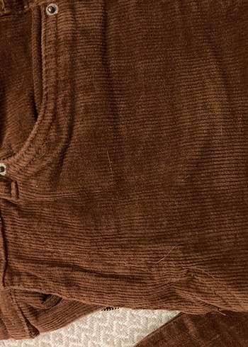 Düğmeli Koyu Kahverengi Süet Kadın Pantolon - Görsel 2
