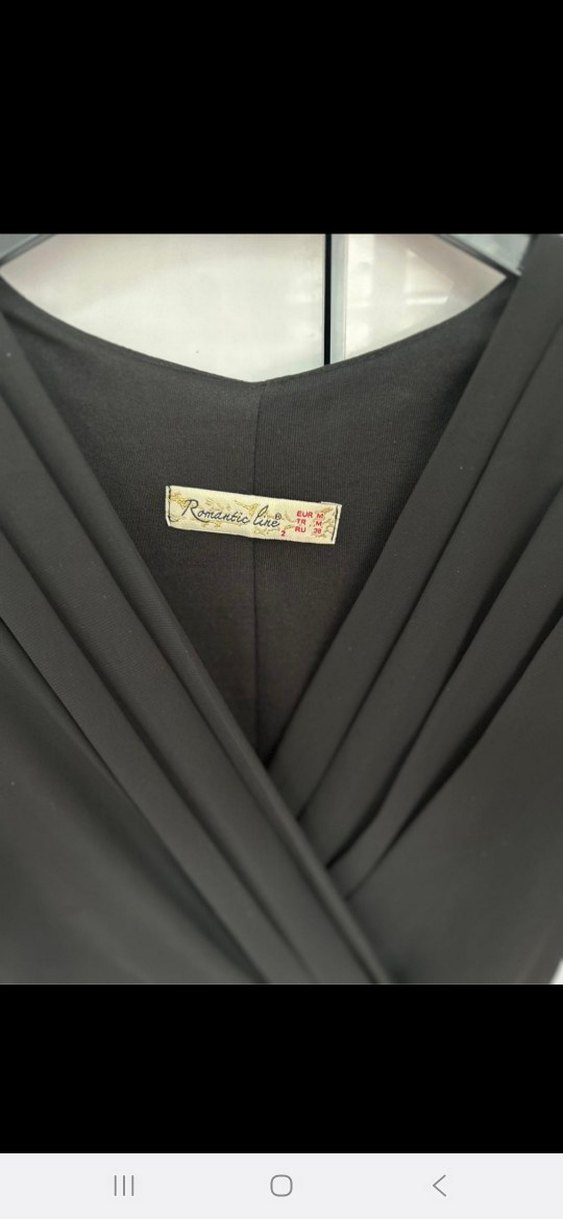 Siyah Transparan Kısa Kollu Uzun V Yaka Elbise - Görsel 5