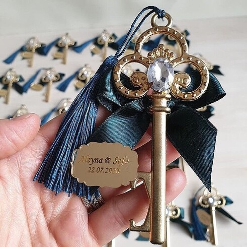 Hediyelik metal anahtar nikah hediyesi nikah şekeri