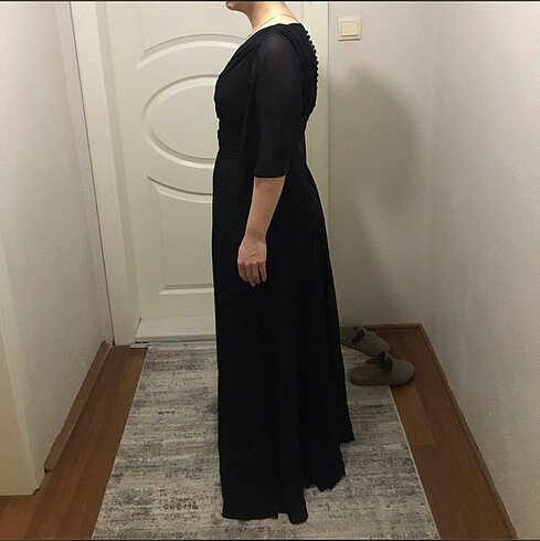 l Beden Kısa kollu uzun siyah şifon abiye elbise