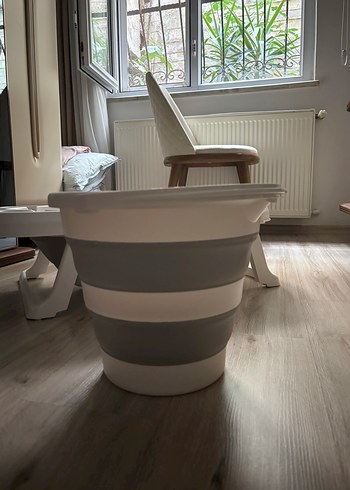 Katlanabilir Bebek Küveti ve Küçük Kova Seti - Görsel 5