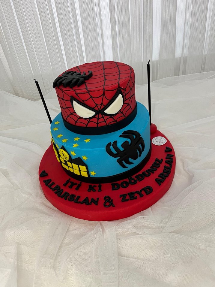 Örümcek Adam Spiderman Temalı Doğum Günü Pastası şeker hamuru - Görsel 3