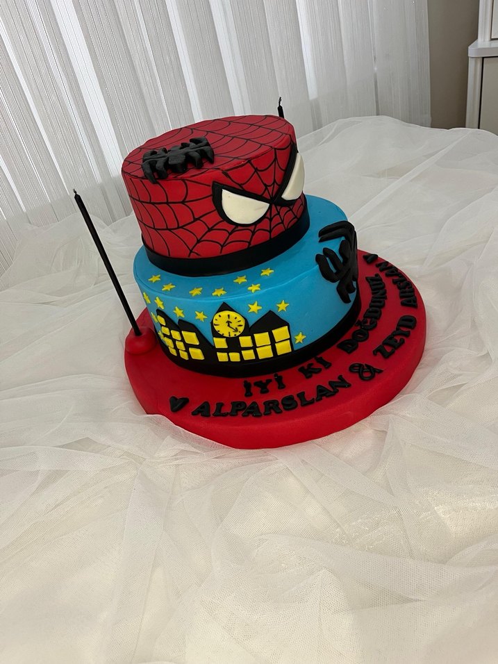 Örümcek Adam Spiderman Temalı Doğum Günü Pastası şeker hamuru - Görsel 4