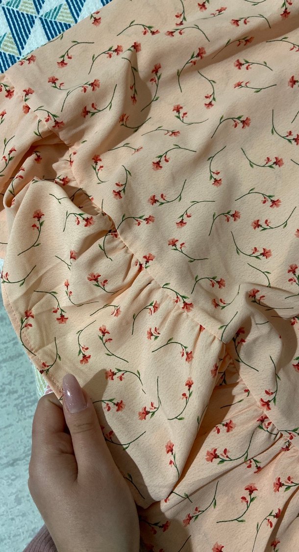 Pembe V Yaka Midi Elbise - Görsel 3