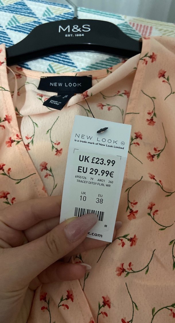 Pembe V Yaka Midi Elbise - Görsel 5