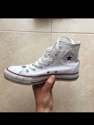 Converse BEYAZ CONVERSE ????