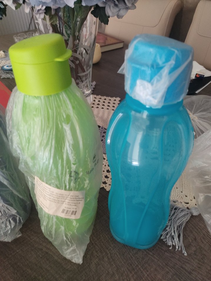 1 lt Tupperware suluk - Görsel 2