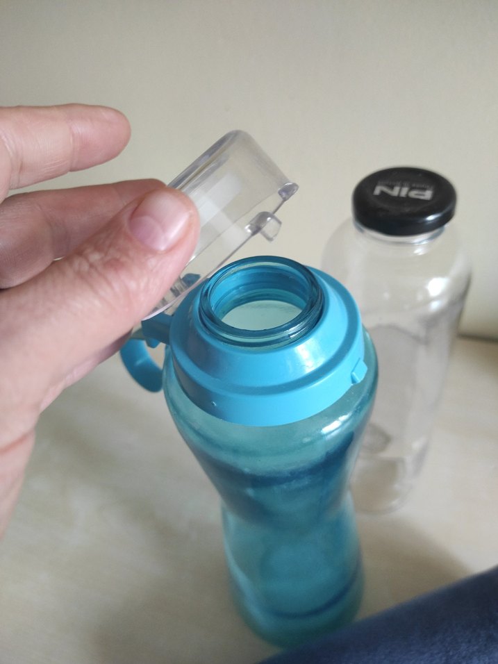 Mavi ve Gri Çocuk Termos Şişeleri - Görsel 4