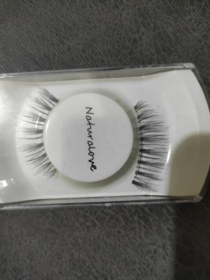 Noturolove Gri Takma Kirpik - Görsel 3