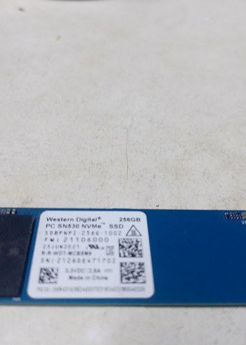 Western digital 256 GB M2 SSD - Görsel 5