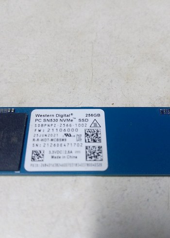 Western digital 256 GB M2 SSD - Görsel 8