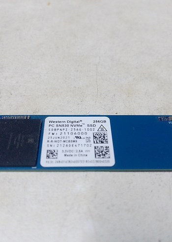 Western digital 256 GB M2 SSD - Görsel 2
