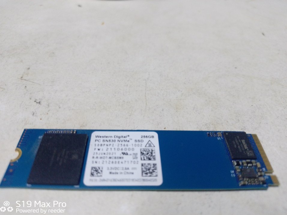 Western digital 256 GB M2 SSD - Görsel 5