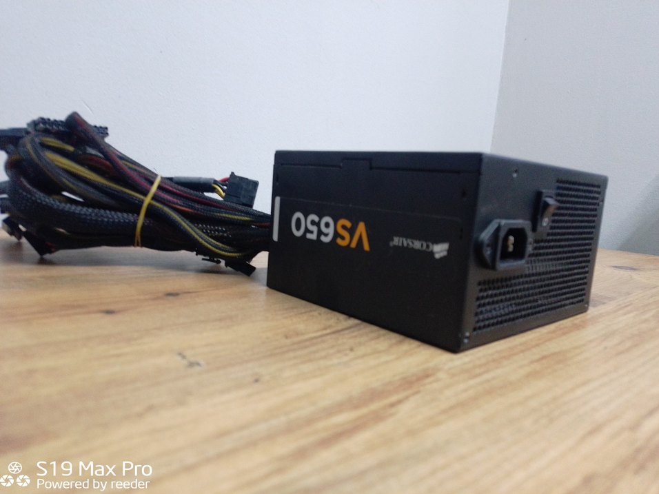 Corsair 650w PSU - Görsel 5