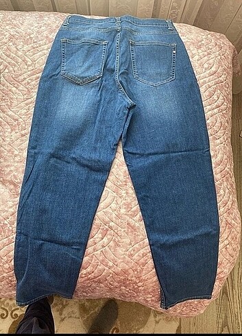 42 Beden Mom Jean