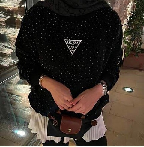 universal Beden Guess trend taşlı kazak