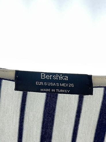 s Beden çeşitli Renk Bershka Uzun Tulum %70 İndirimli.